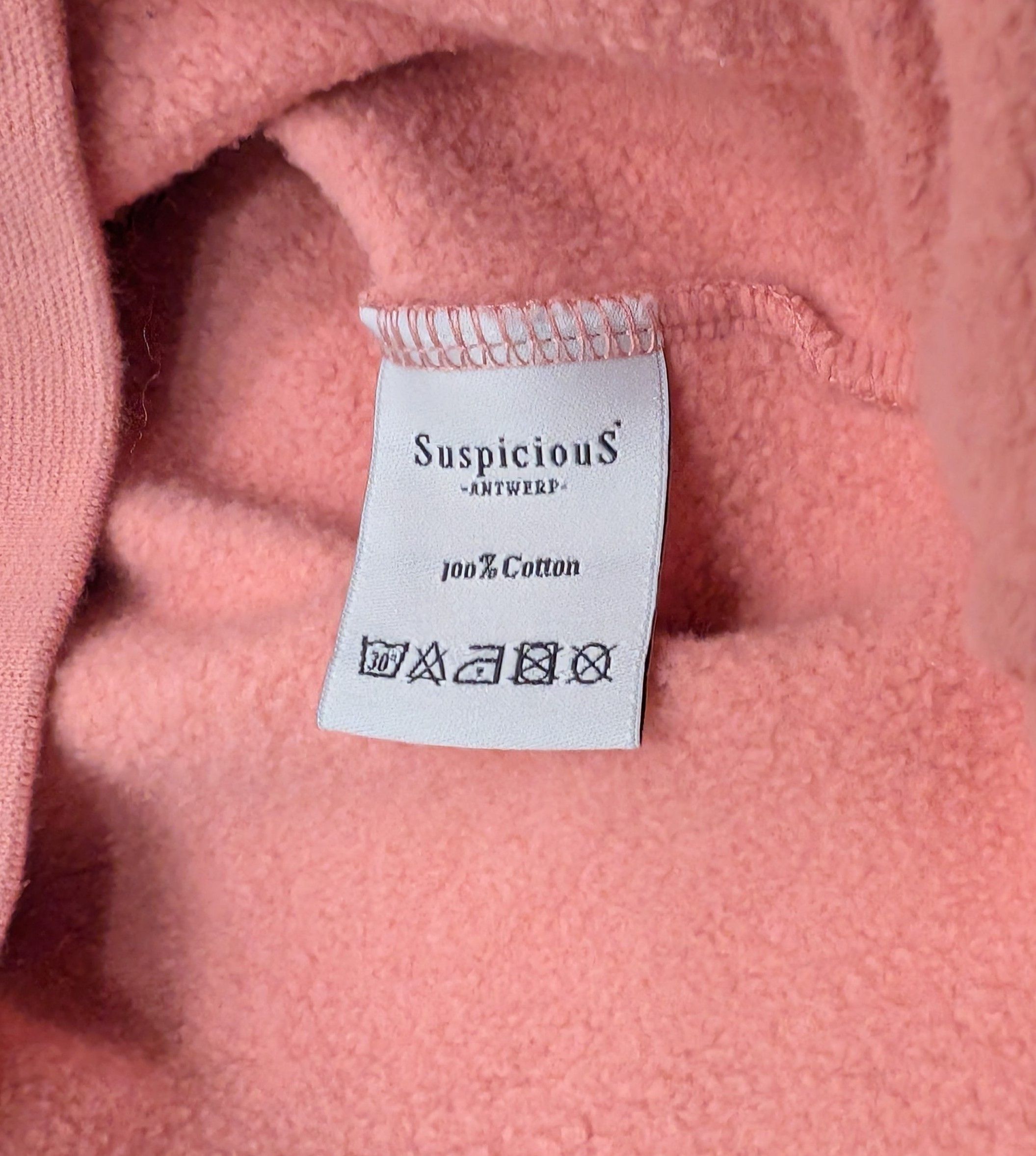 Suspicious Antwerp Suspicious Antwerp Graphic Spellout Hoodie Made in Portugal Size US M / EU 48-50 / 2 - 4 Thumbnail