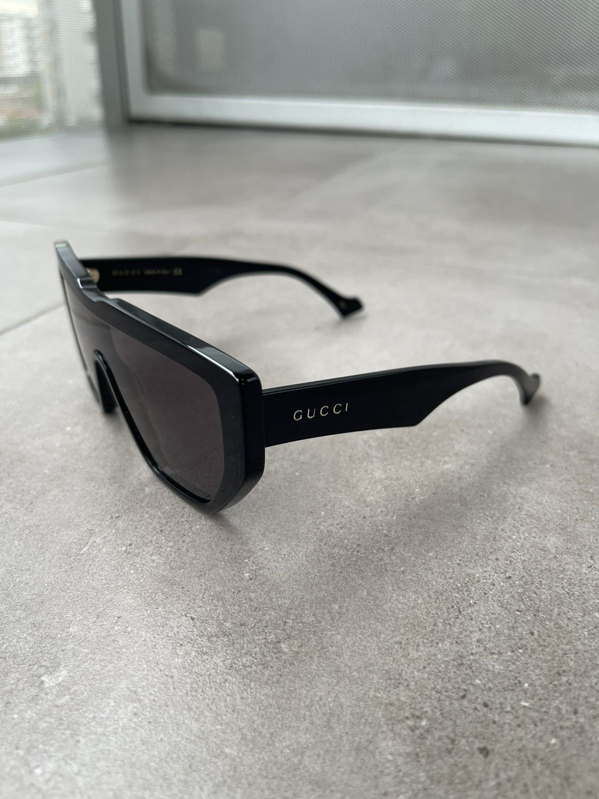 Gucci !DS! Gucci GG0997S Black Shield Sunglasses Size ONE SIZE - 5 Thumbnail