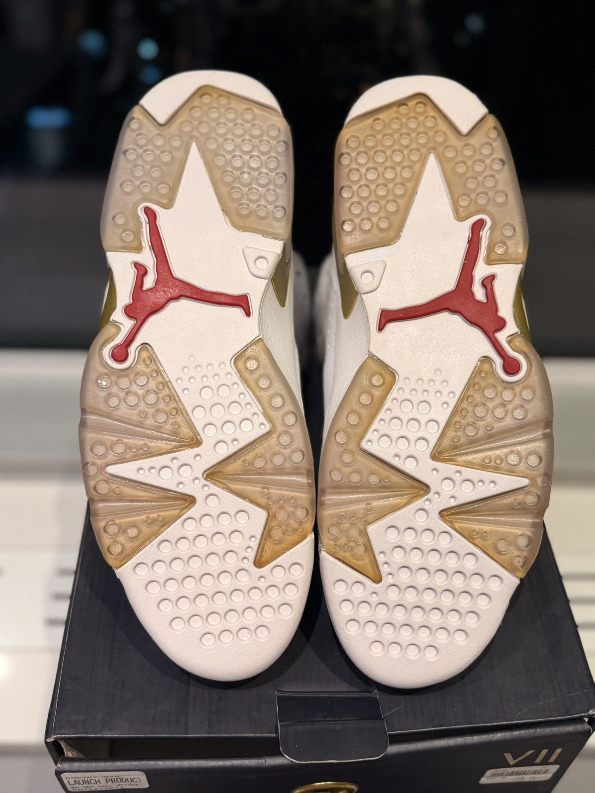Jordan Brand 2012 Air Jordan VI (6) Golden Moments Half pack Size US 11 / EU 44 - 10 Thumbnail