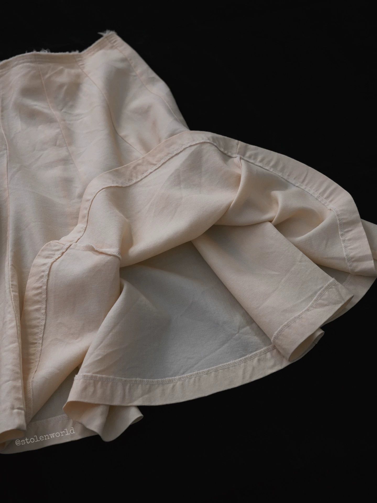 Comme des Garcons Comme des Garçons Cream Small Cut Raw Edge Umbrella Skirt SS Size 25" / US 0 / IT 36 - 4 Thumbnail