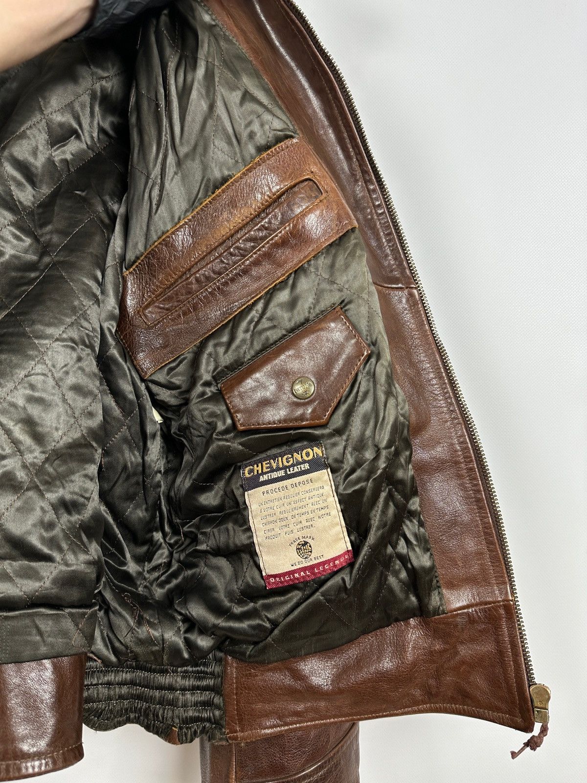 Chevignon Vintage Chevignon France A-2 Brown Heavy Leather Jacket Size US XL / EU 56 / 4 - 20 Thumbnail