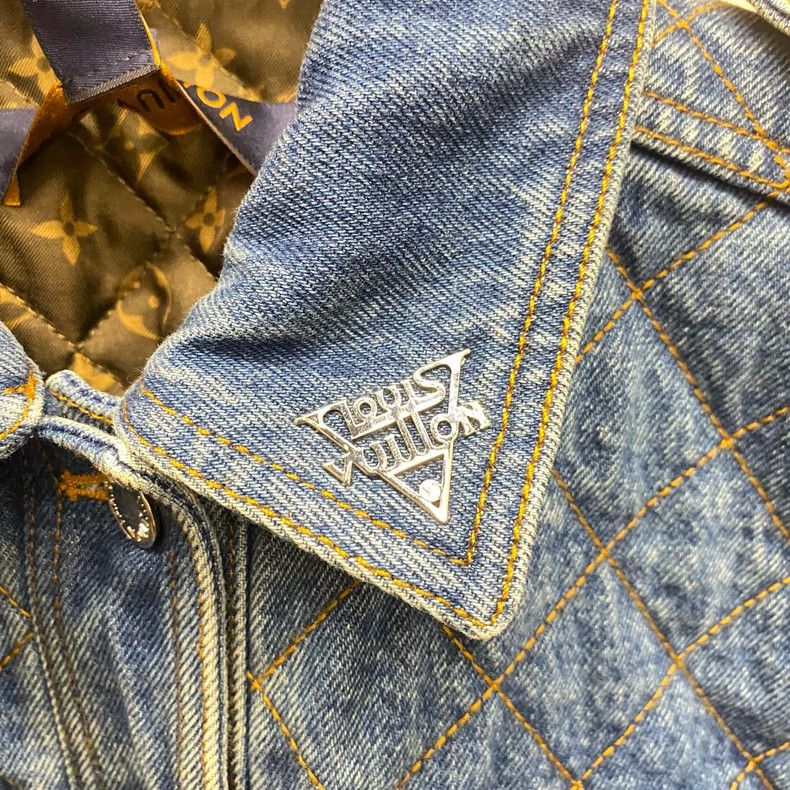 Louis Vuitton Louis Vuitton Washed blue full print thin cotton denim jac Size XS / US 0-2 / IT 36-38 - 5 Thumbnail