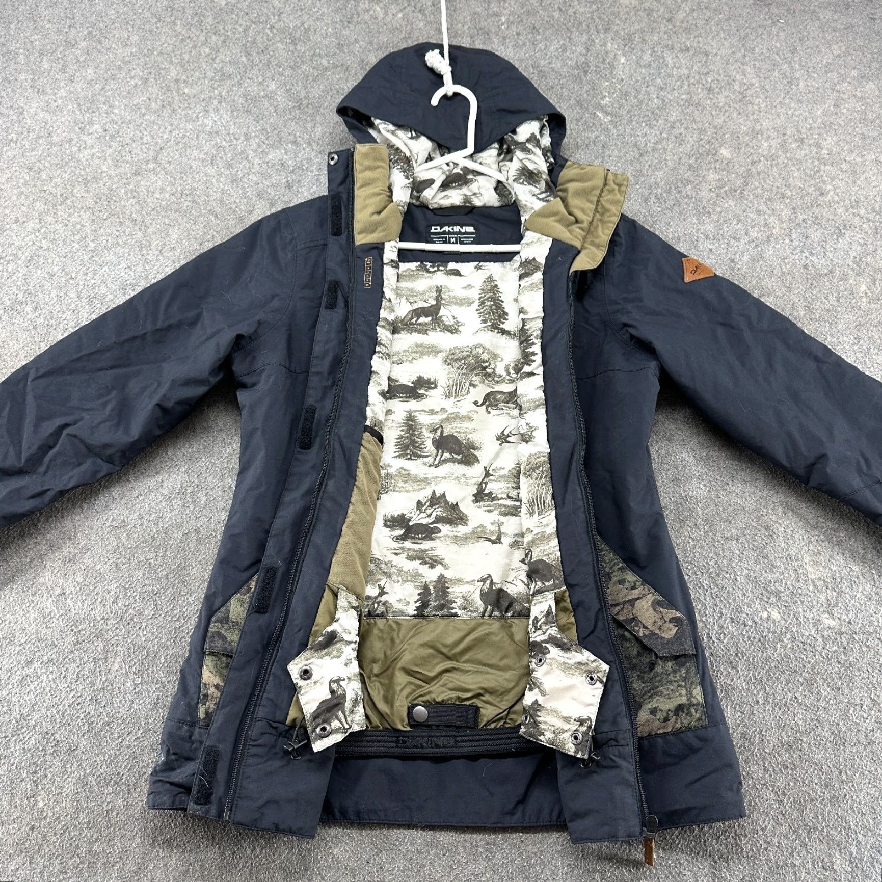 Dakine Dakine Jacket Womens M Black Hooded Full Zip Insulated Lined Polyester Rain Coat Womens 90s Rain Coat Hooded Down Lining Nylon Black Jacket M Dakine Size M / US 6-8 / IT 42-44 - 6 Thumbnail