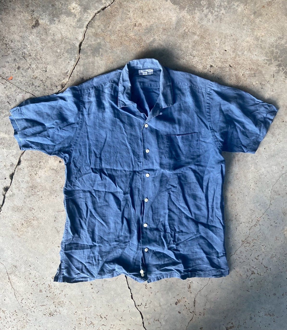 Burberry linen shirt button ups Hawaiian style