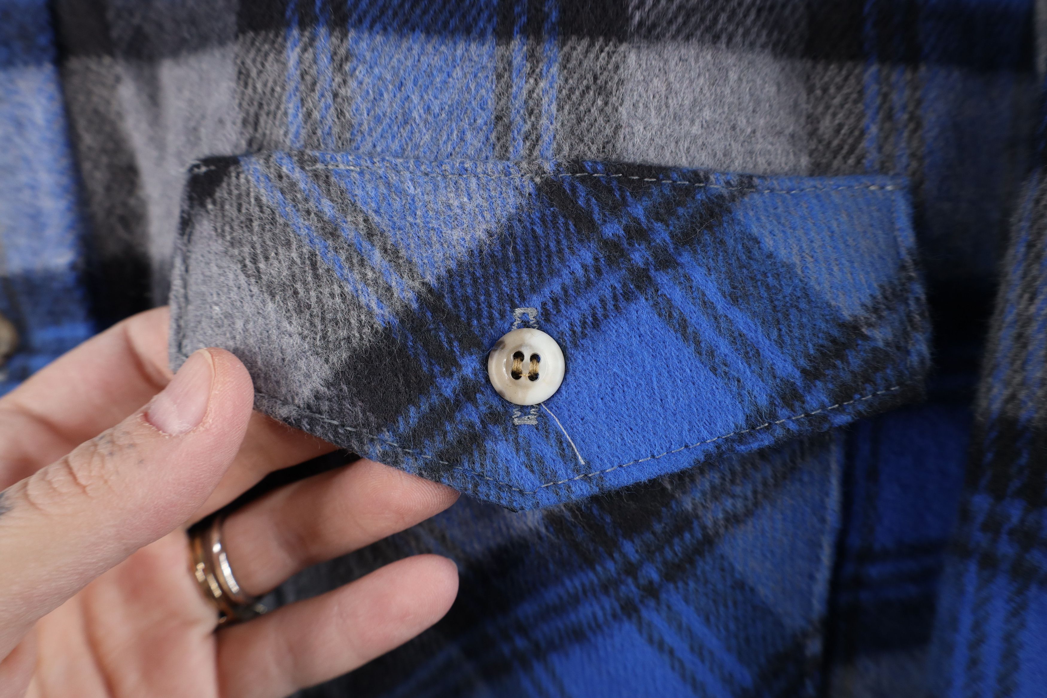 Vintage Deadstock Vintage 90s Streetwear Button Shirt Plaid USA Size US XL / EU 56 / 4 - 4 Thumbnail