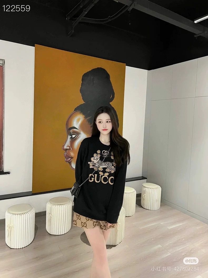Gucci Gucci Tiger embroidered sweatshirt 2502-Nextarrow Size US S / EU 44-46 / 1 - 8 Thumbnail