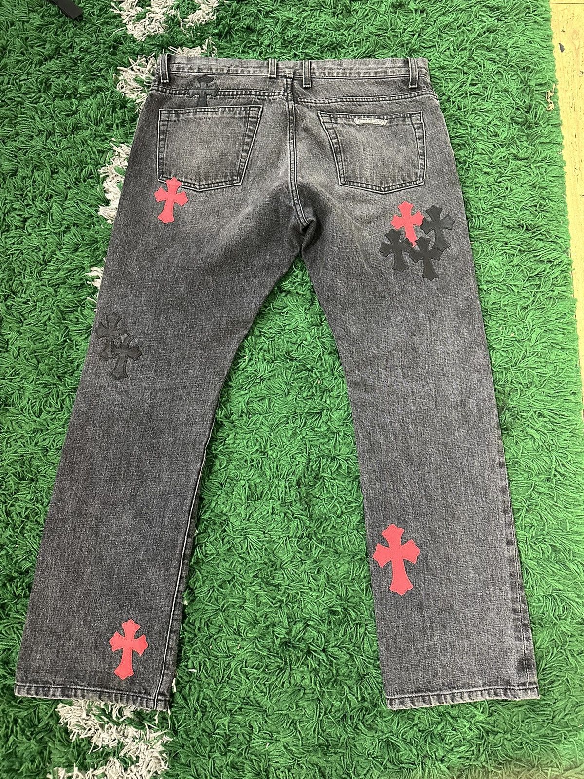 Chrome Hearts Chrome Hearts Black Red Patch Jeans Size US 34 / EU 50 - 15 Thumbnail