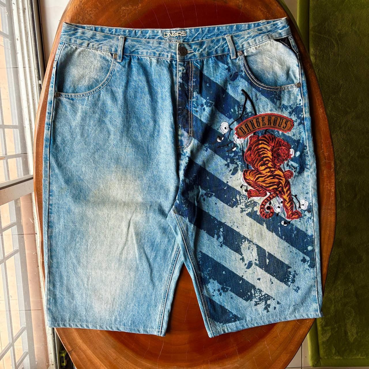 JNCO Y2K Tiger Style Dangerous DNGRS Jorts Pants Size US 44 / EU 60 - 1 Thumbnail