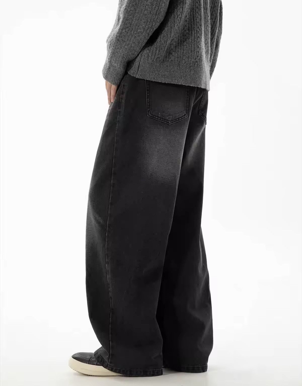 Japanese Brand Vintage Pleated Loose Jean Men Size US 30 / EU 46 - 3 Thumbnail
