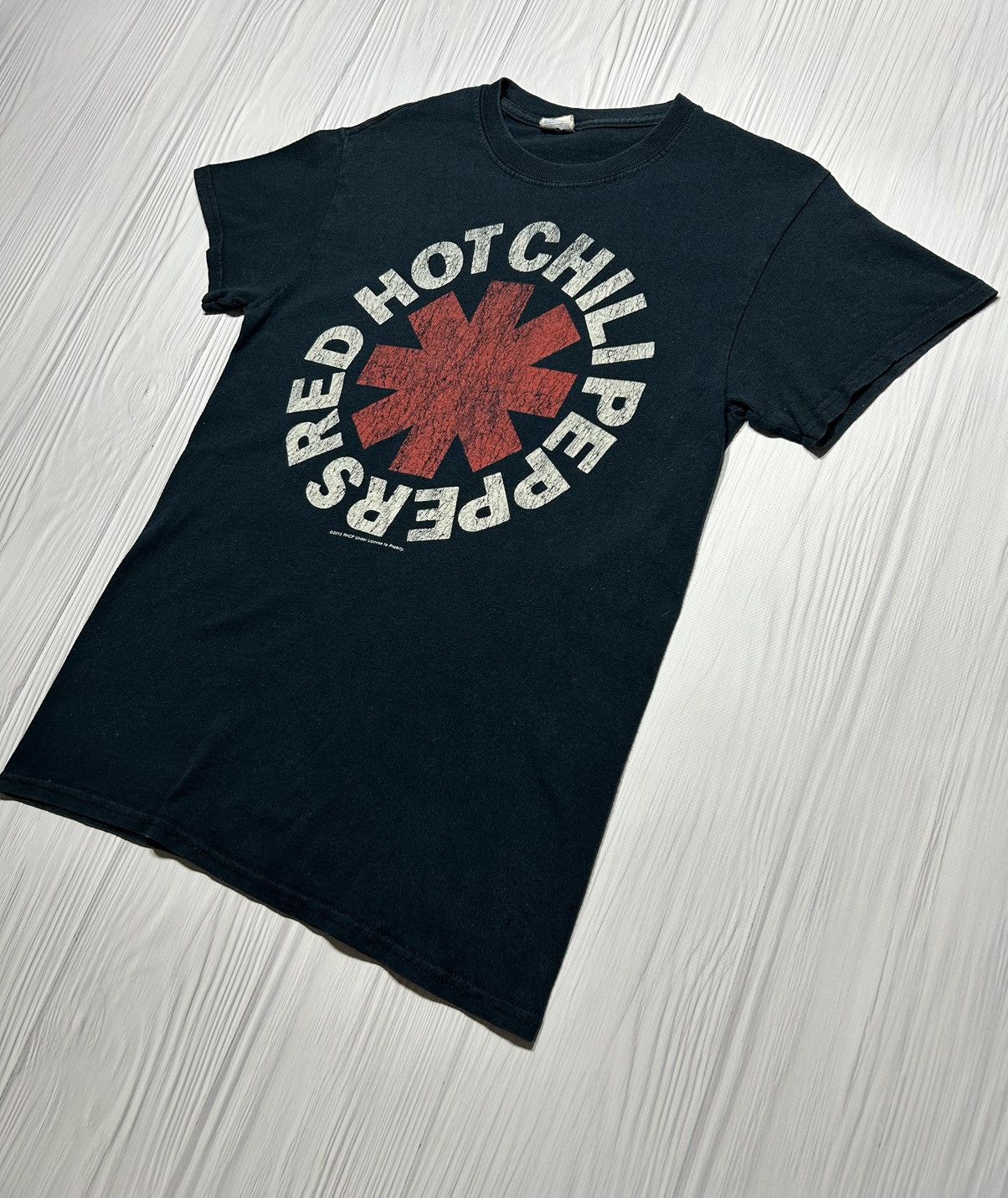 Band Tees Vintage 2015 Red Hot Chili Peppers Band T-Shirt Size US S / EU 44-46 / 1 - 2 Thumbnail