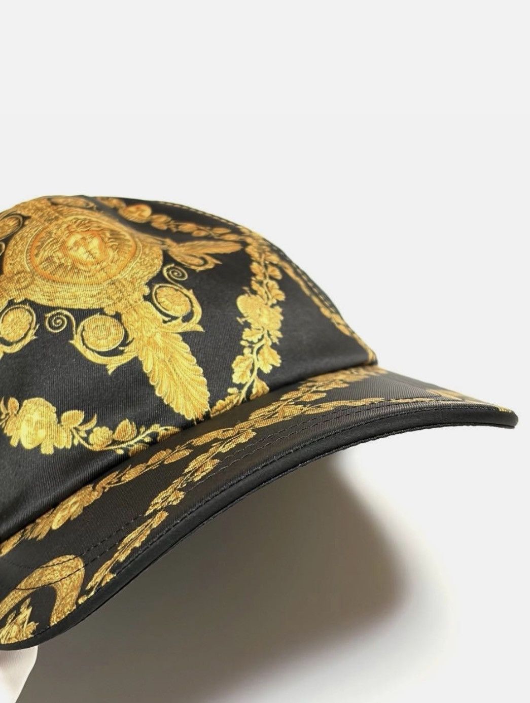 Versace Versace barocco baroque hat baseball cap medusa gold black Size ONE SIZE - 11 Thumbnail