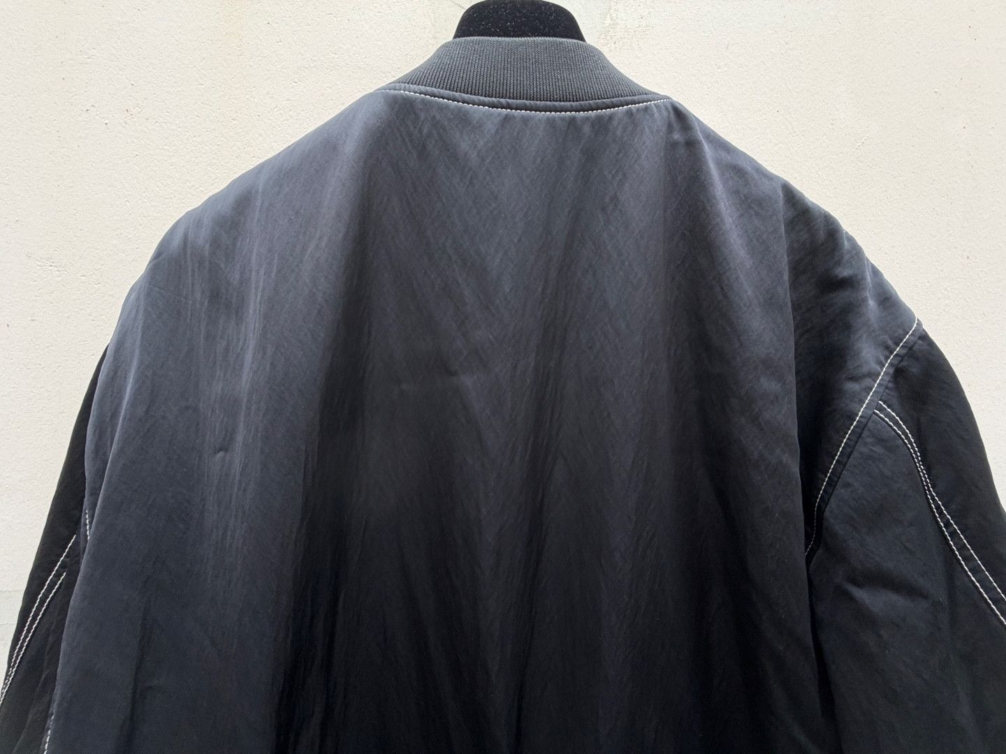 Jil Sander JIL SANDER BLACK Satin Patch Bomber jacket MA-1 Size US XL / EU 56 / 4 - 9 Thumbnail