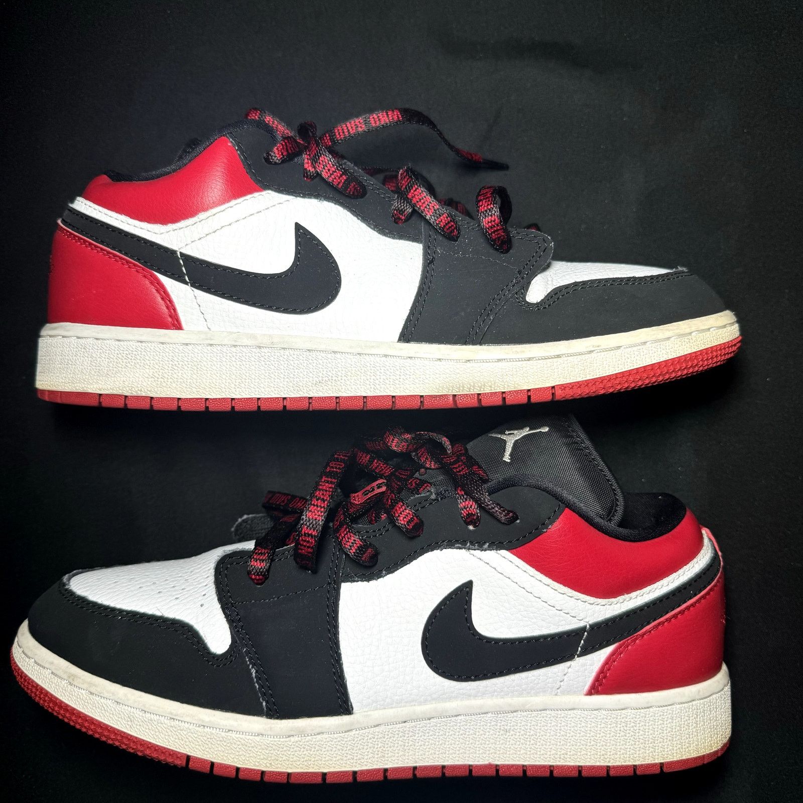 Jordan Brand × Nike Size 7 - Nike Air Jordan 1 Low GS Black Toe Men's Shoes Size US 7 / EU 40 - 2 Thumbnail
