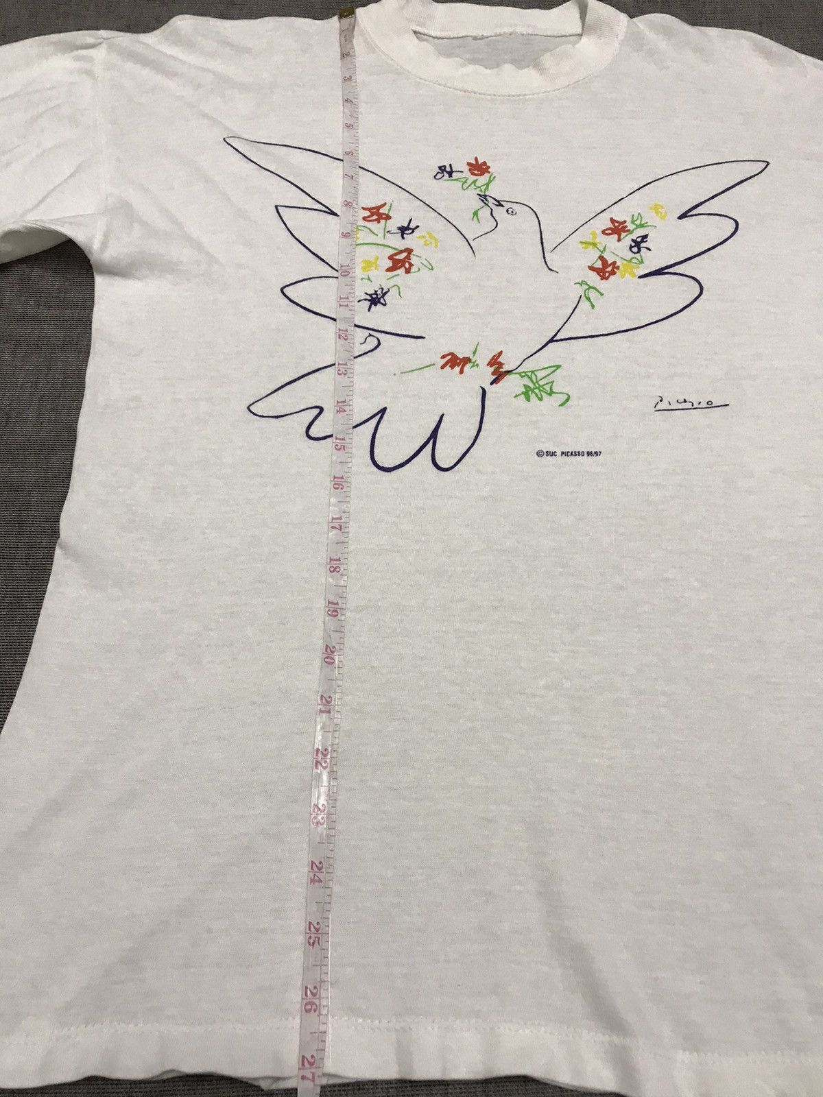 Vintage Vintage Pablo Picasso Dove of Peach Art Tees Size US M / EU 48-50 / 2 - 14 Thumbnail