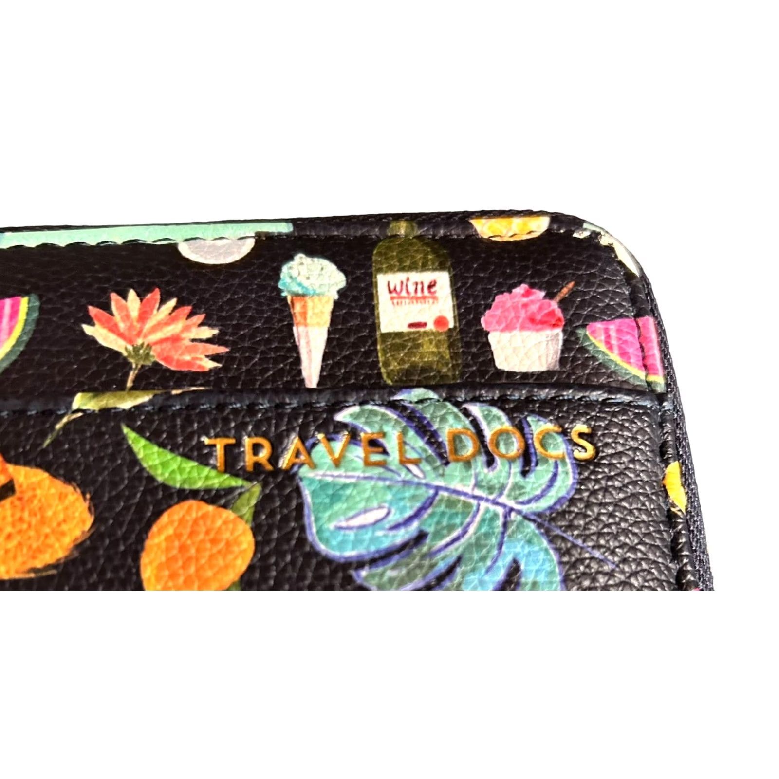 Vintage Love & Lore Travel Documents Foldover Wallet Tropical Vacation Print Women’s NWT Wristlet Credit Card Folding Blue Geometric Tropic Theme Women Size ONE SIZE - 6 Thumbnail