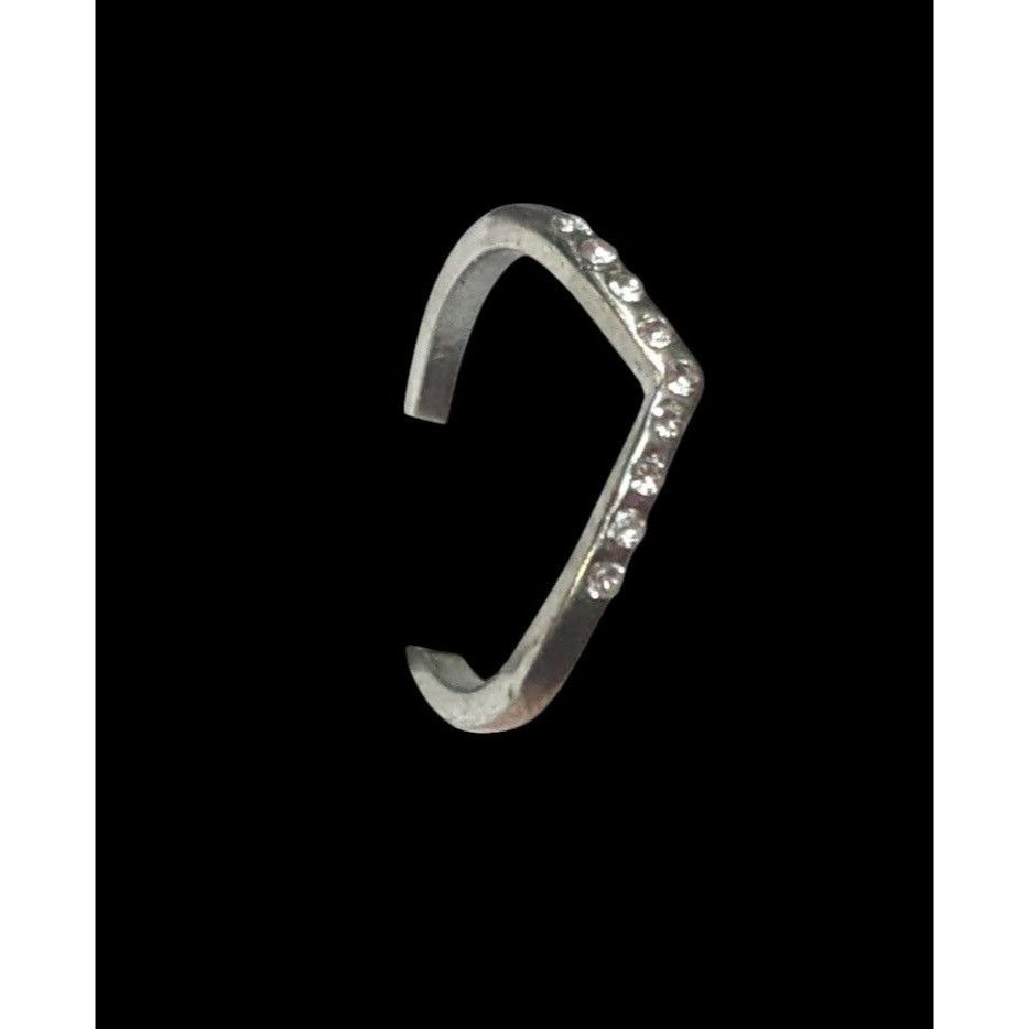 Other Minimalist Gemmed Chevron Silver Tone Ring Size 3 1/2 Size ONE SIZE - 8 Thumbnail