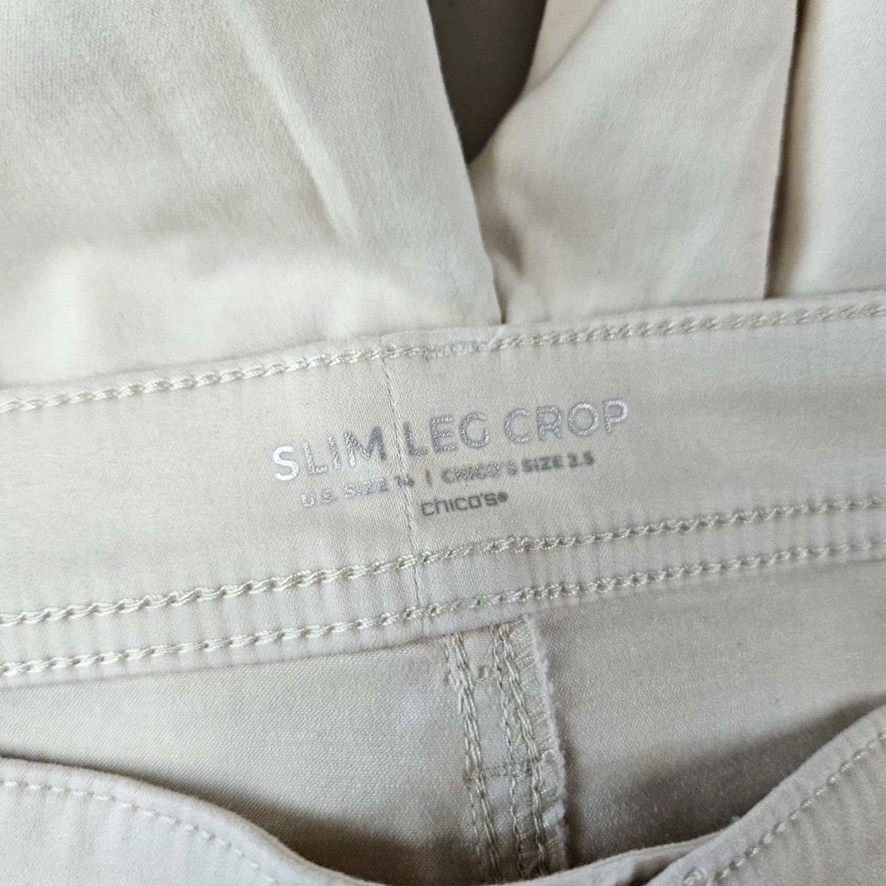 Vintage Chico's Womens Slim Crop Pants Sz 14 Natural Ivory High Rise Cotton Blend Cropped Pants Women 14 W Mens Girls Boys Size 36" / US 14 / IT 50 - 6 Thumbnail