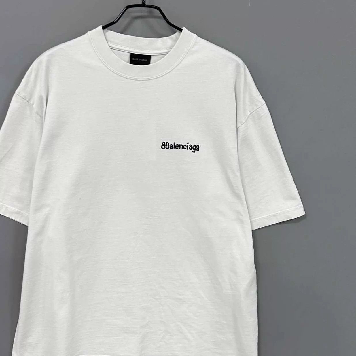 Balenciaga Balenciaga Faded Logo Crewneck Short Sleeve Tee M Size M / US 6-8 / IT 42-44 - 2 Thumbnail