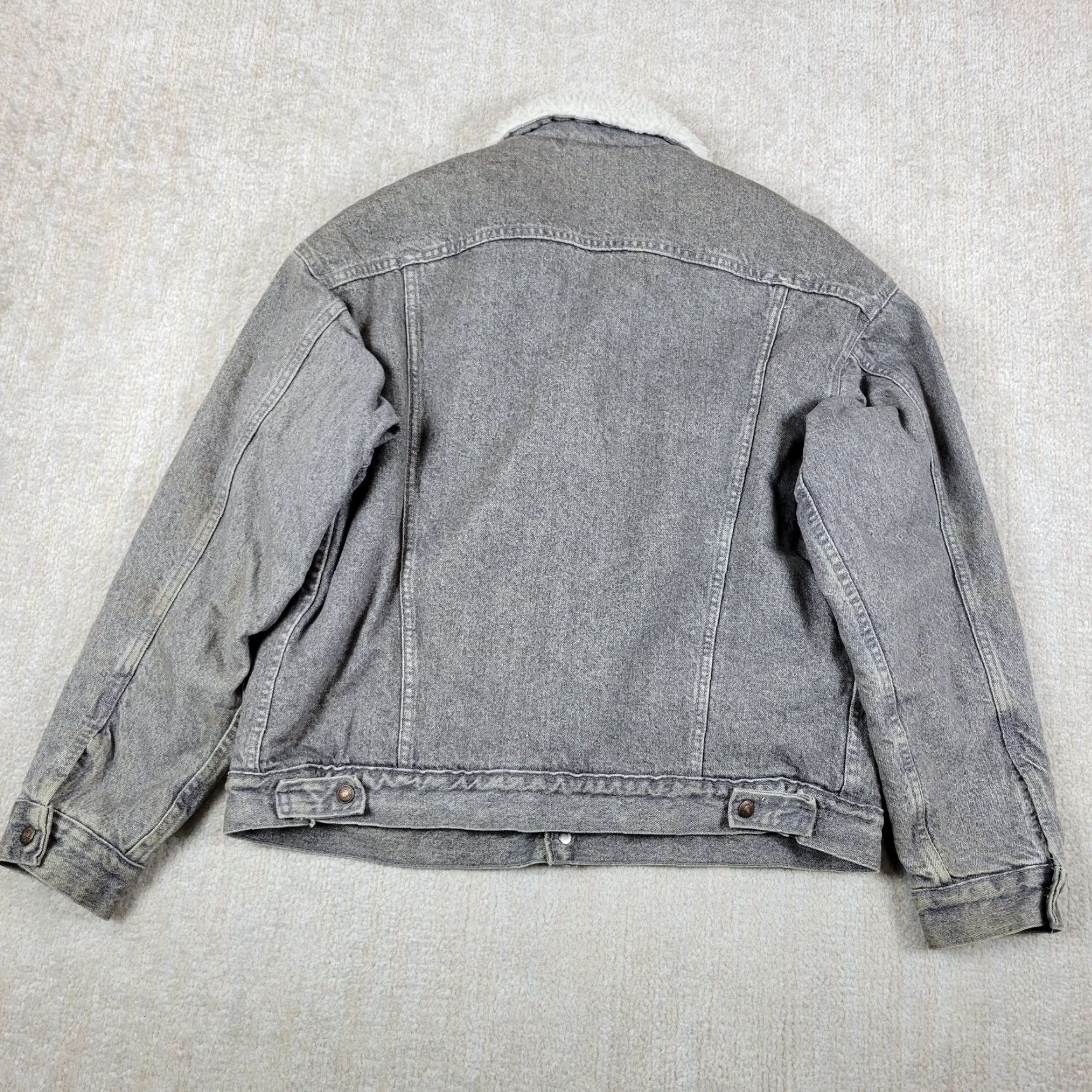 Levi's VINTAGE Levis Trucker Jacket Mens L Black Snap Sherpa Lined Distressed USA 80s Size US L / EU 52-54 / 3 - 2 Thumbnail