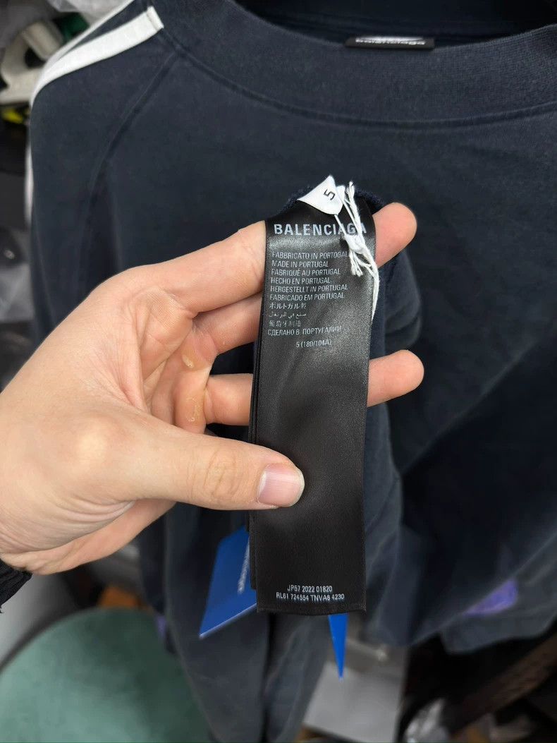 Balenciaga Balenciaga Collaboration Adidas Black Purple Dual Color Mi Size US XXL / EU 58 / 5 - 5 Thumbnail
