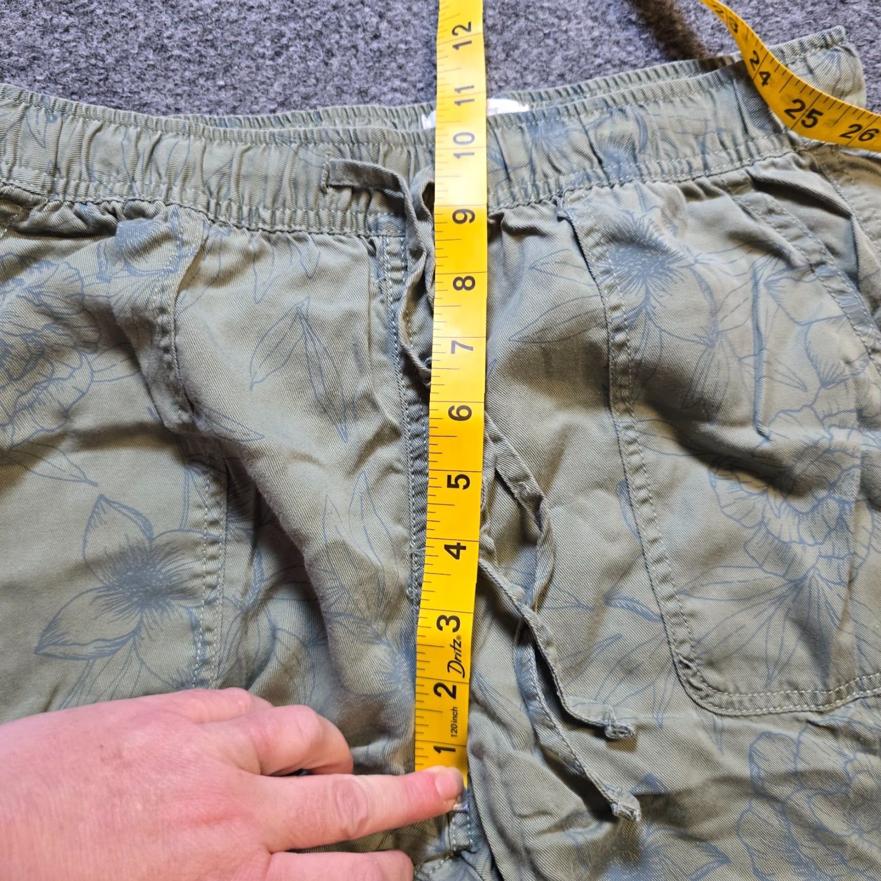 Vintage C&C California Pants Women Small Green Joggers Pull On Lyocell Beachy Casual Slim Fit Tapered Inseam 27.5in Size 36" / US 14 / IT 50 - 6 Thumbnail