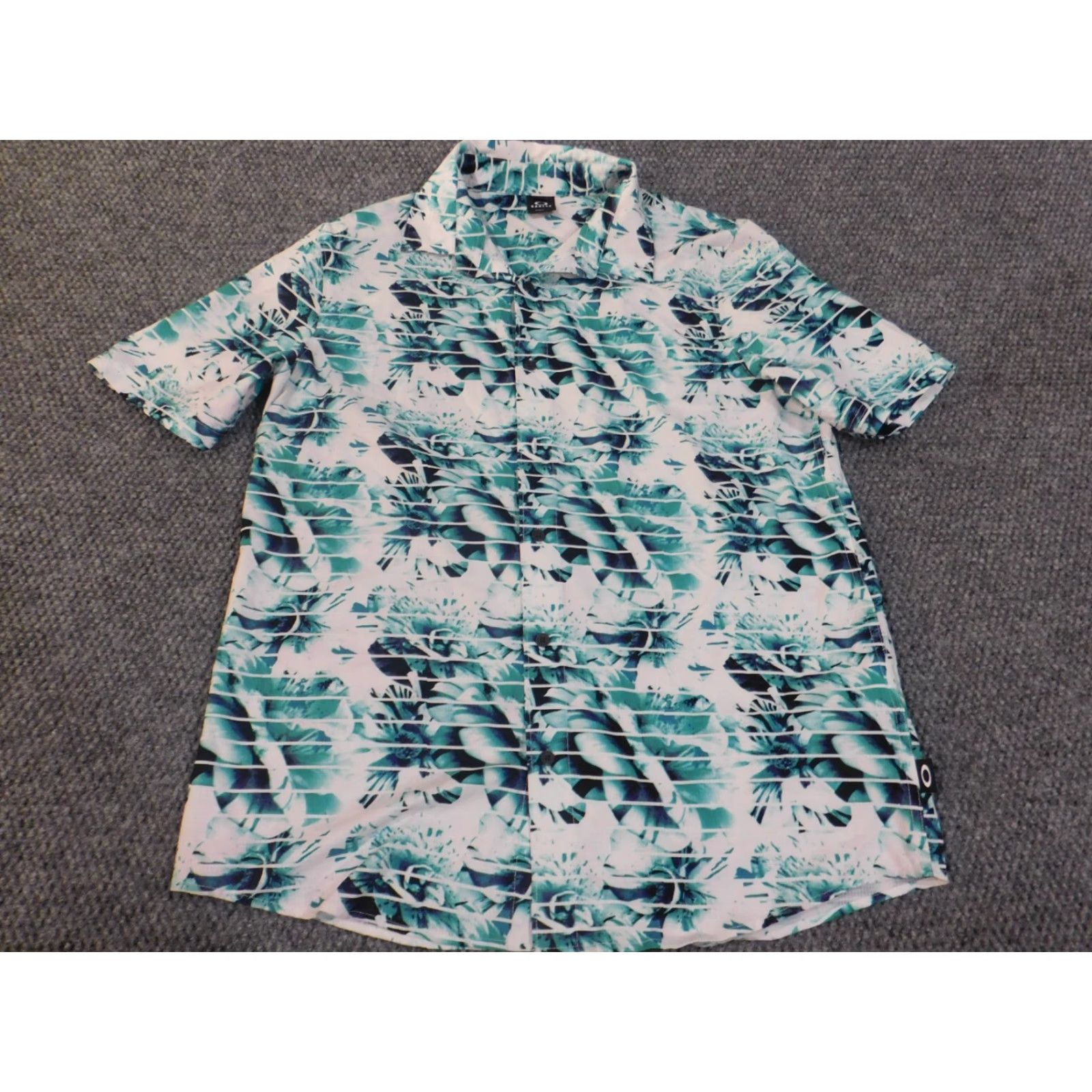 Oakley Oakley Shirt Medium Mens Green Floral Button-Up Polyester Coastal Island Size US M / EU 48-50 / 2 - 4 Thumbnail
