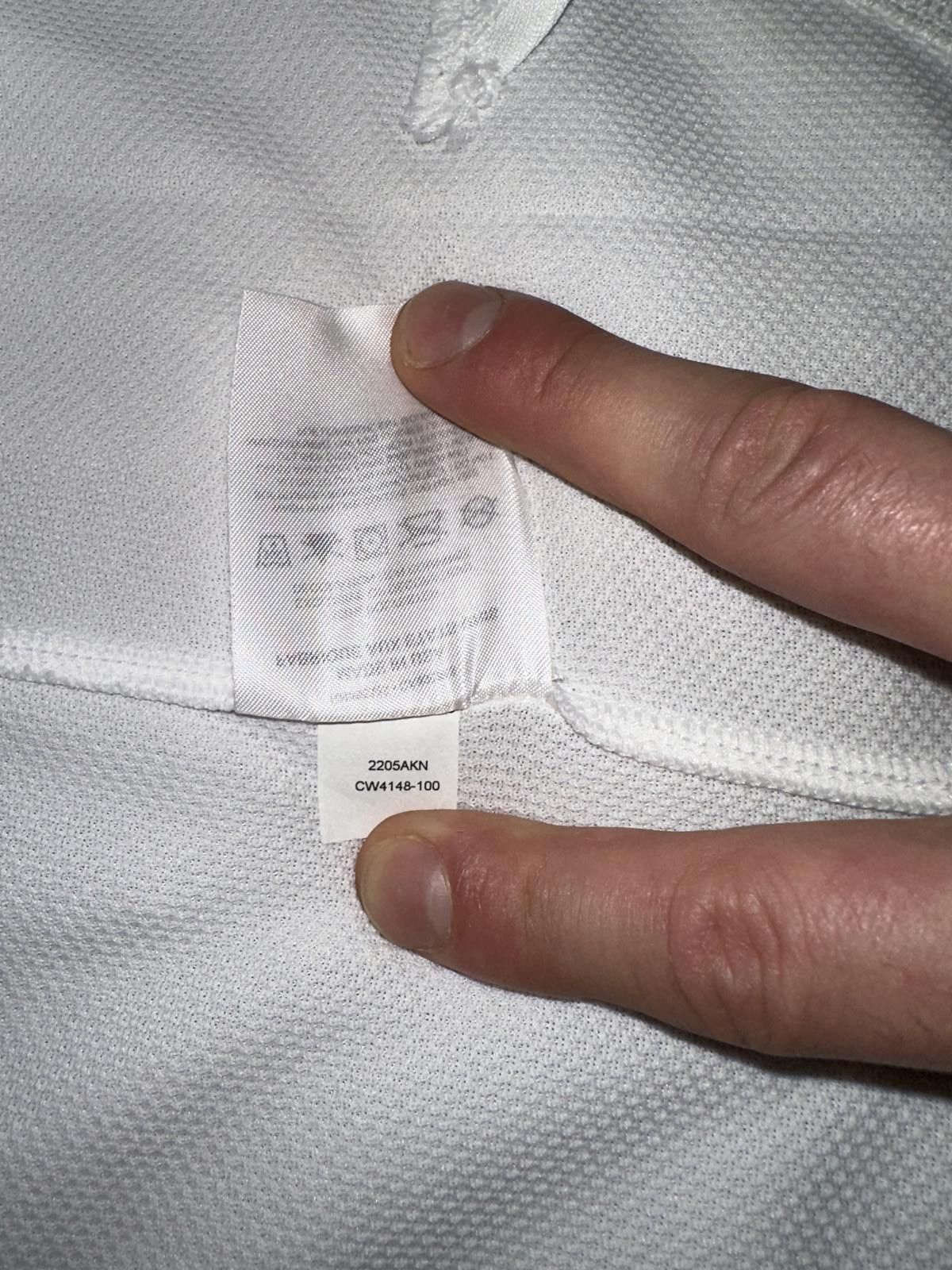 Designer Air Jordan Men’s NBA Team Issue White Blank Jersey Size US XXL / EU 58 / 5 - 7 Thumbnail