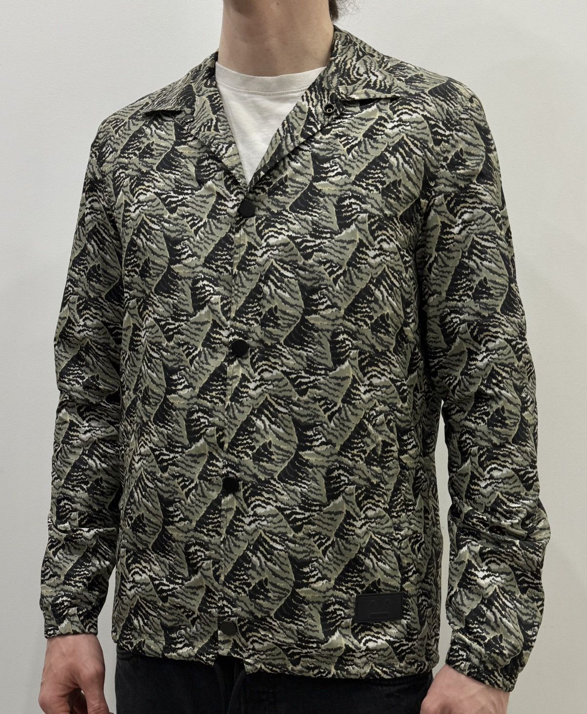 Acne Studios Acne Studios Tony Face Himalayan Tiger Camo Light Jacket Size US M / EU 48-50 / 2 - 1 Thumbnail