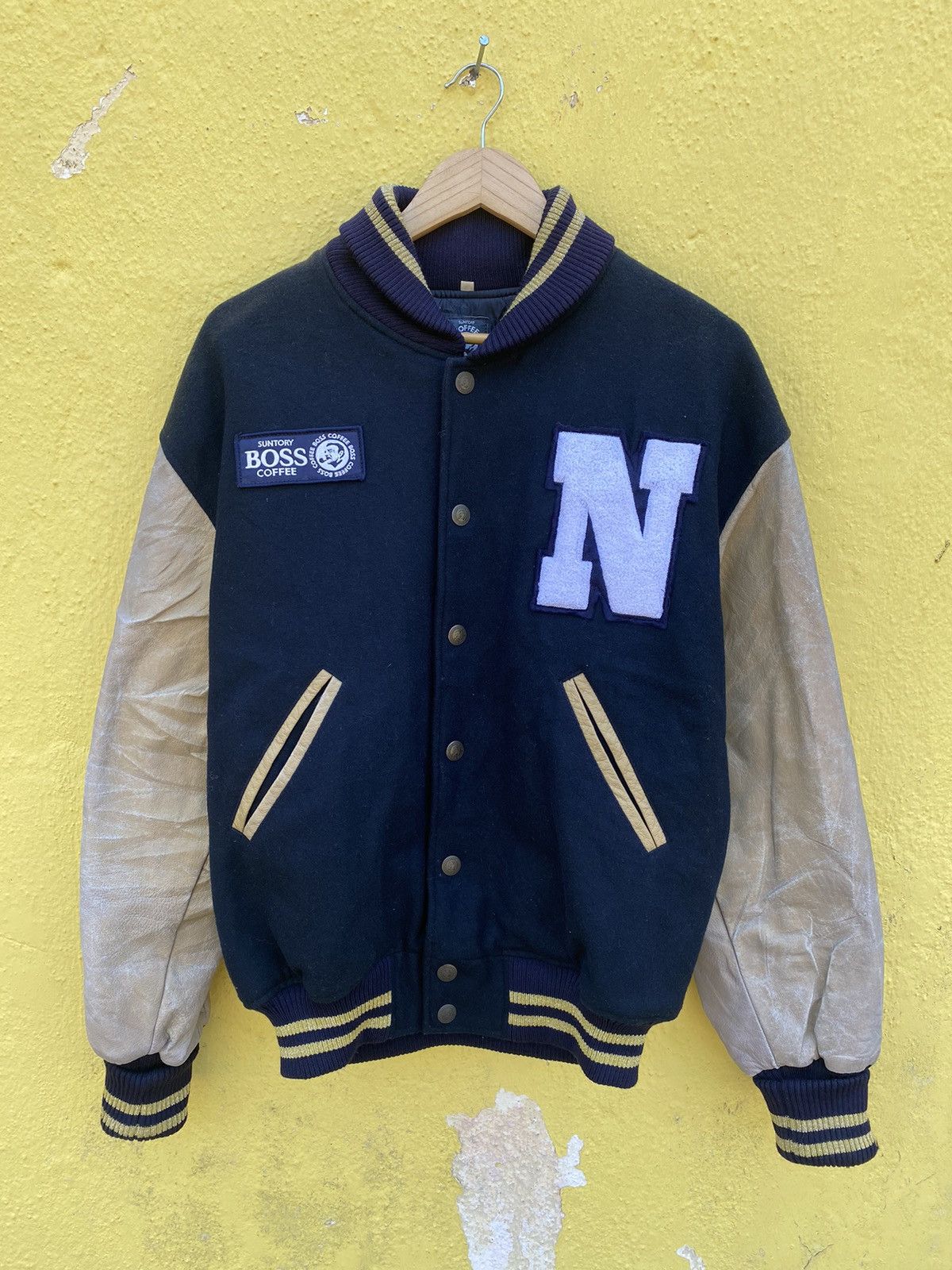 Vintage Vintage Suntory boss coffee varsity wool jacket Size US L / EU 52-54 / 3 - 13 Thumbnail