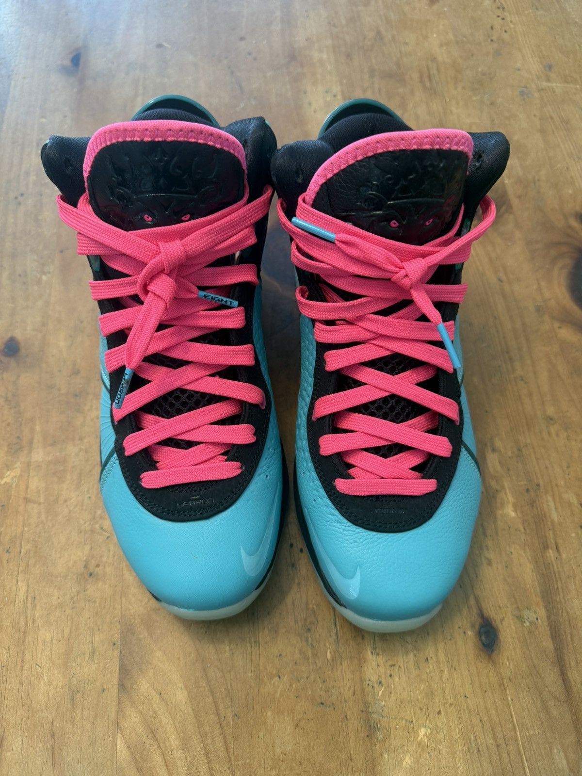 Nike Nike LeBron 8 QS Size US 8.5 / EU 41-42 - 2 Thumbnail