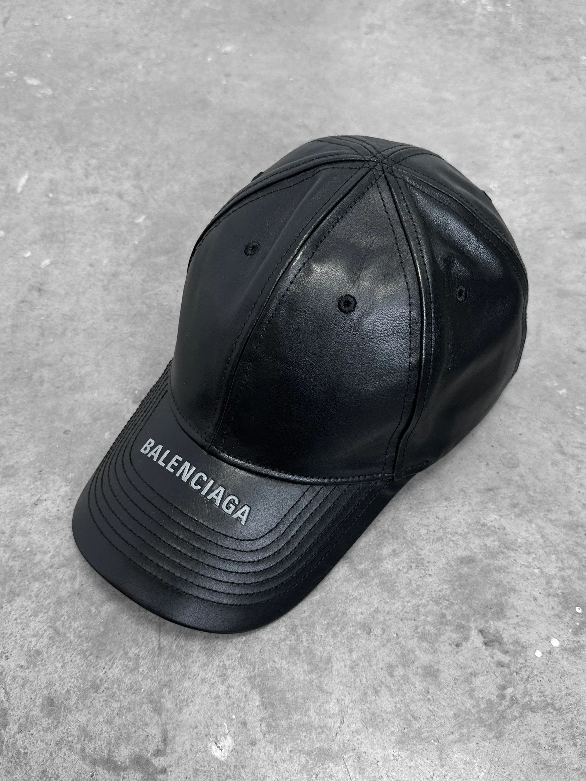 BALENCIAGA レザー キャップ Balenciaga Balenciaga Leather Cap | Grailed