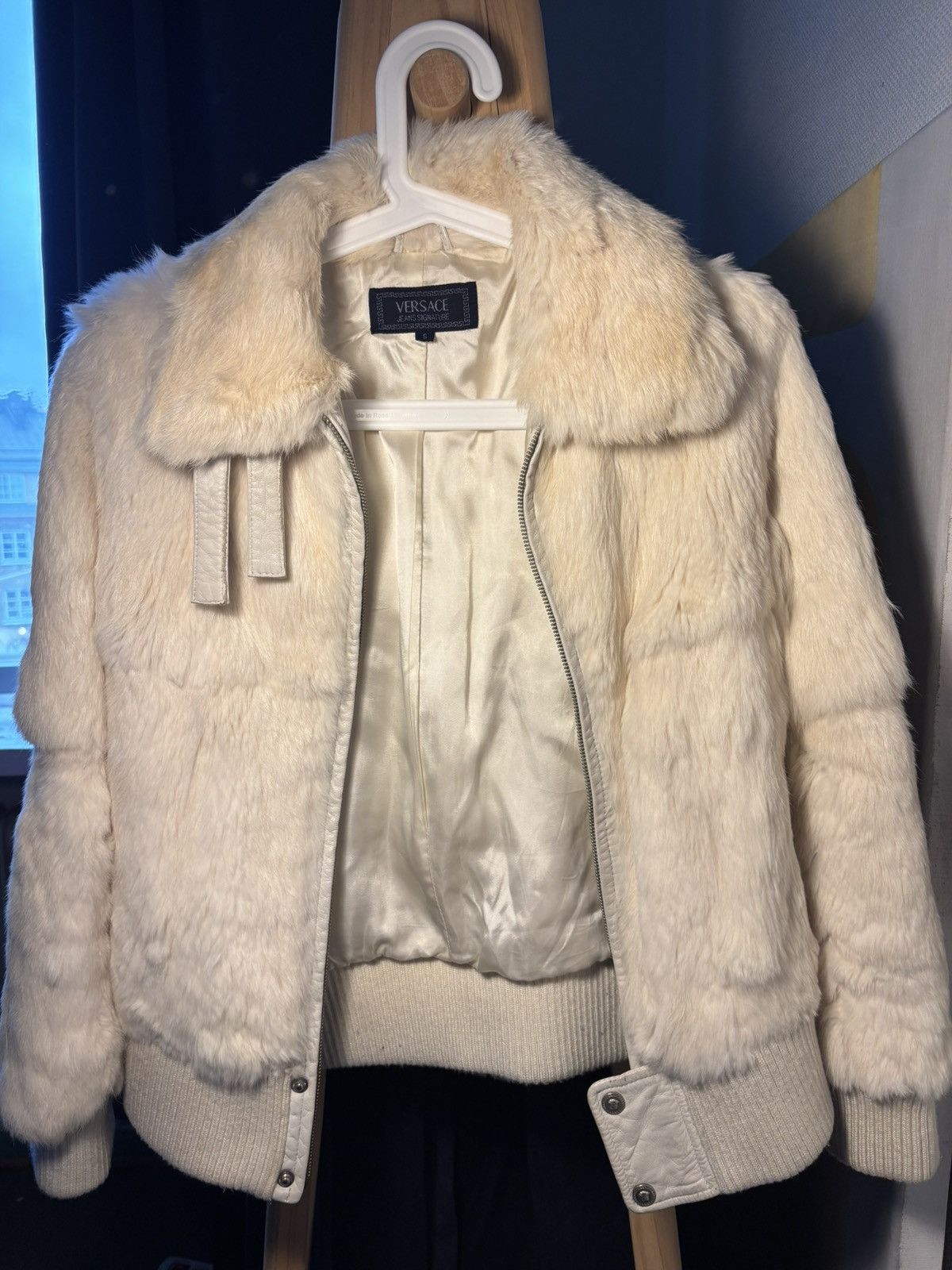 Versace Jeans Couture White rabbit fur vintage Versace Jeans Couture jacket Size XS / US 0-2 / IT 36-38 - 2 Thumbnail