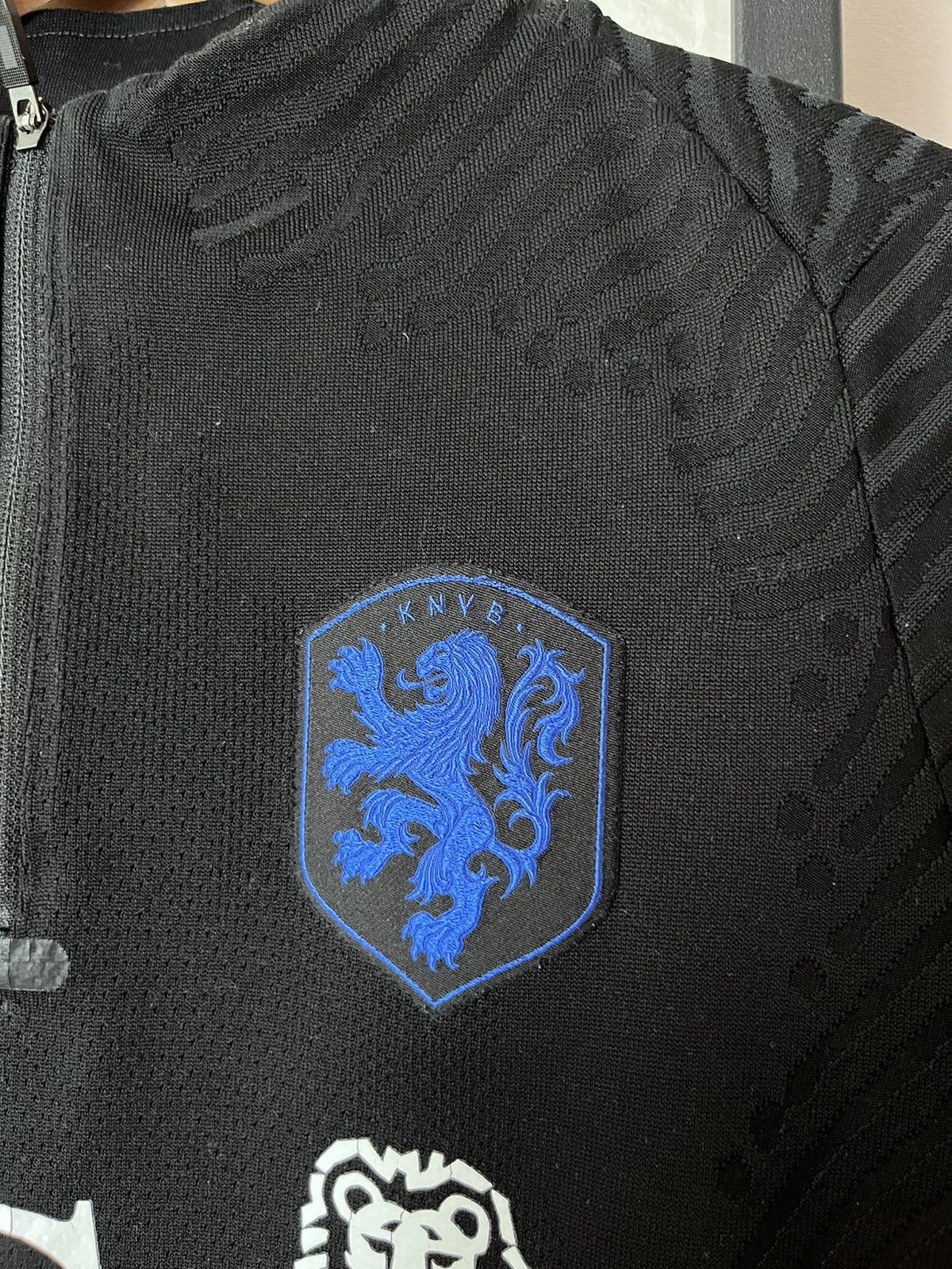 Nike Nike Netherlands Vaporknit Thermo Long Sleeve Black KNVB Size US S / EU 44-46 / 1 - 3 Thumbnail