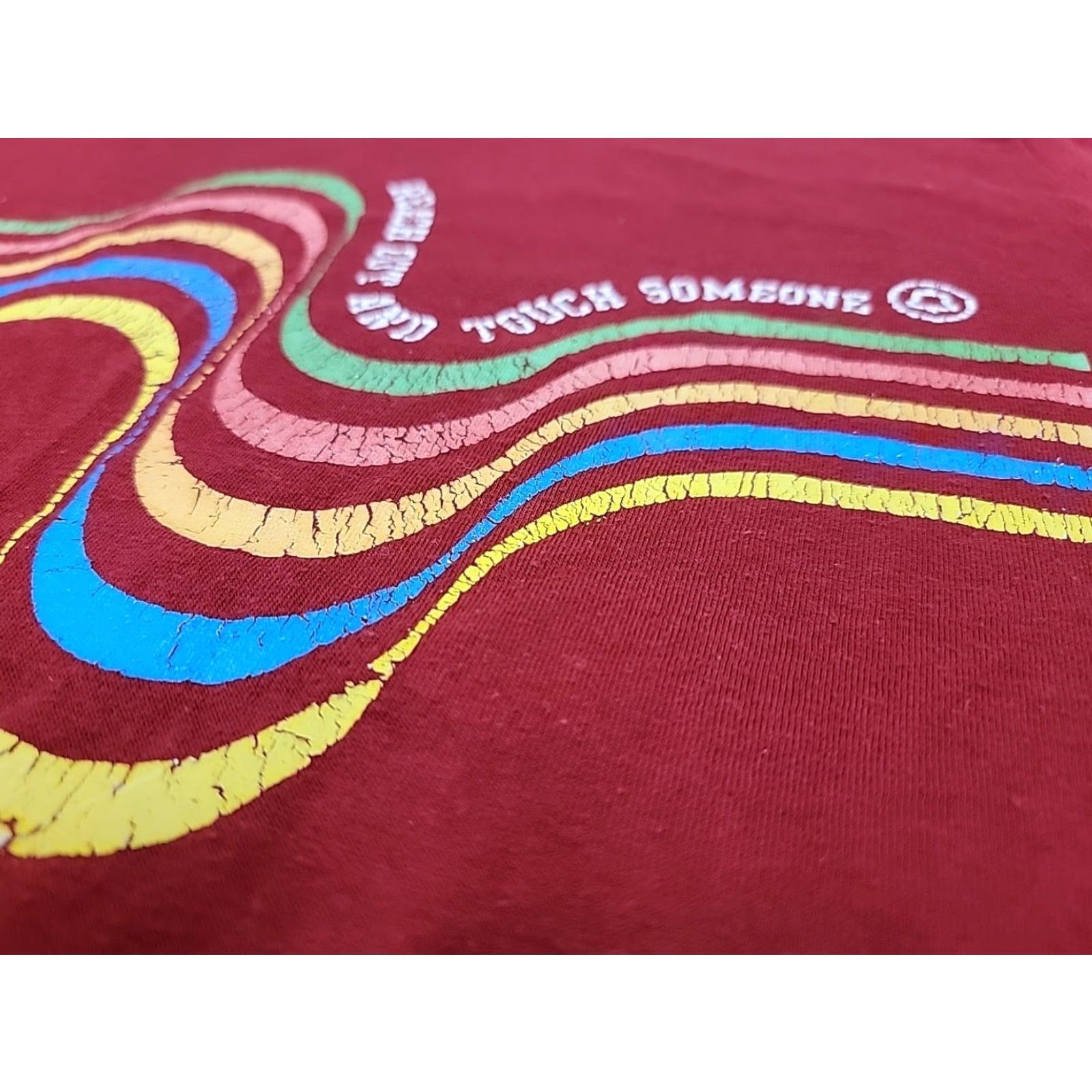 Velva Sheen VINTAGE Reach Out and Touch Someone Bell System Telephone T-shirt XL Shirt Mens Red Velva Sheen Cotton Blend Graphic Crackling Distressed Size US XL / EU 56 / 4 - 5 Thumbnail
