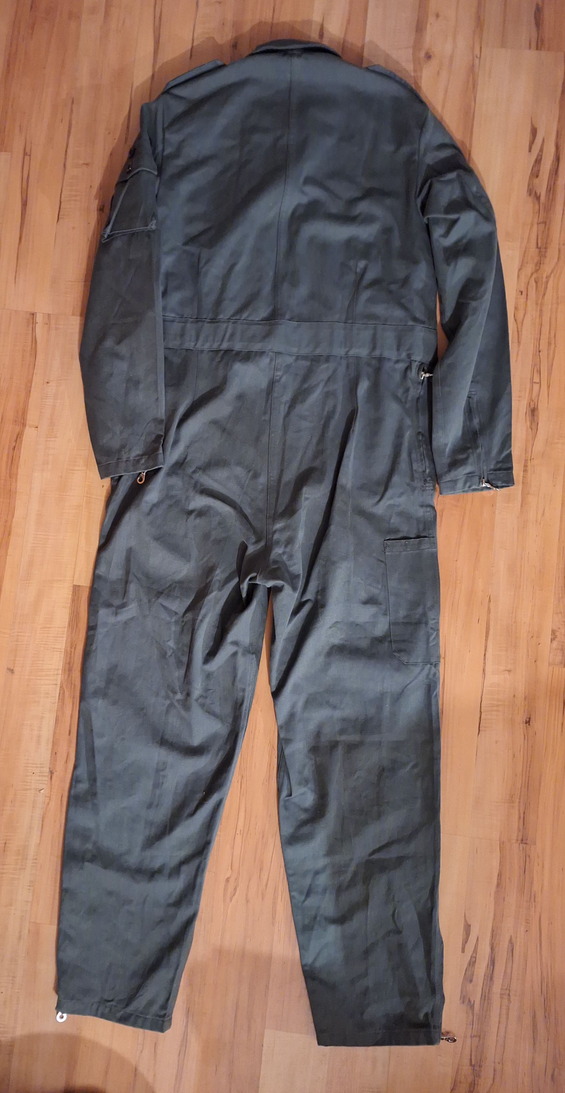 Other NOS Swiss Army Military Coverall RIRI Zippers Workwear Size US M / EU 48-50 / 2 - 3 Thumbnail