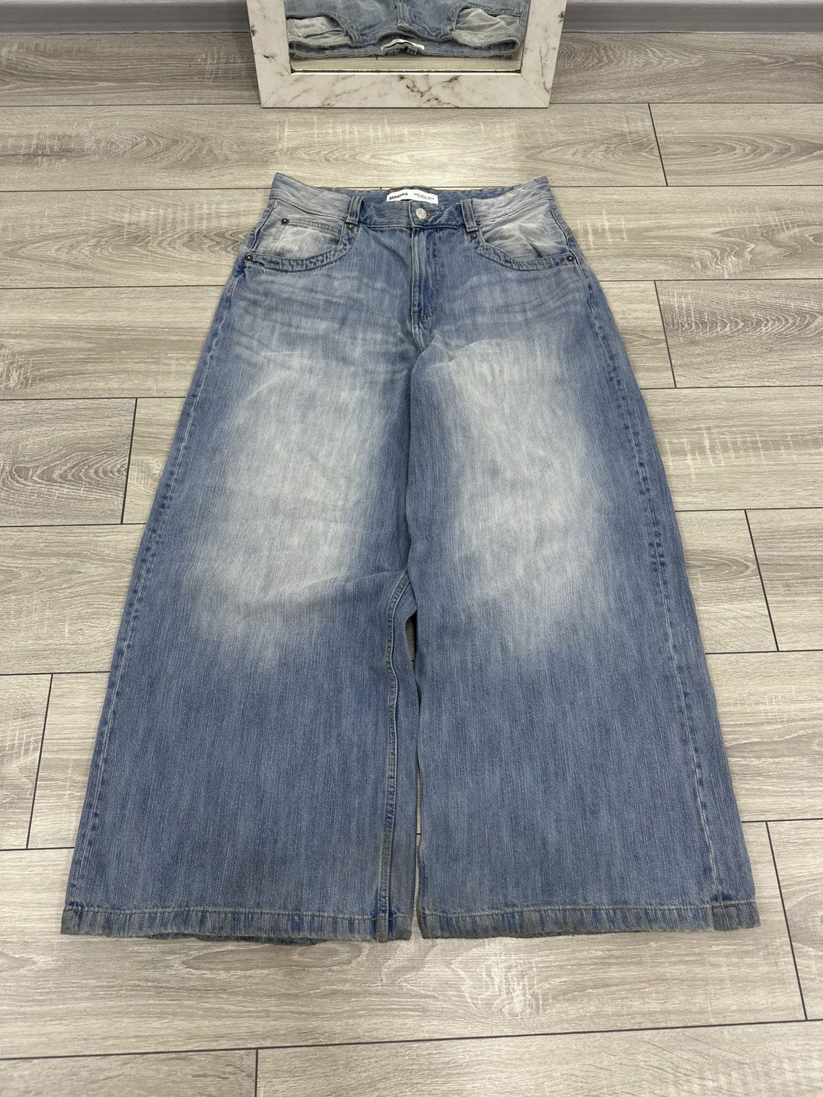 Japanese Brand Baggy Wide Y2K Jnco Style Jeans Japanese Style Size US 32 / EU 48 - 1 Thumbnail