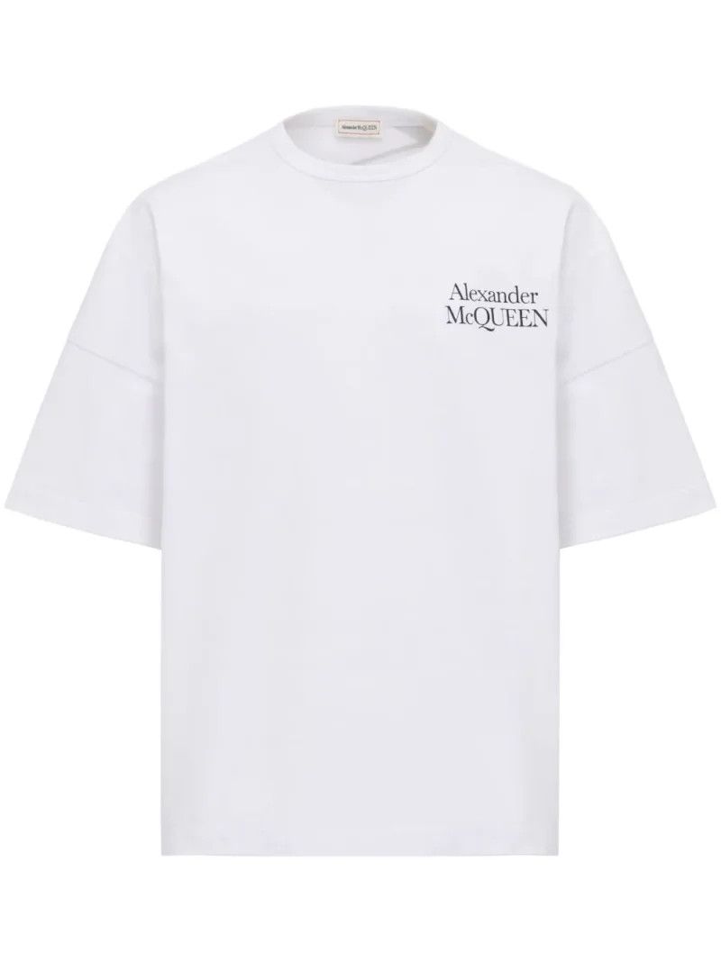 Alexander McQueen o1w1db10725 Exploded Logo T-Shirt in White Size US M / EU 48-50 / 2 - 1 Thumbnail