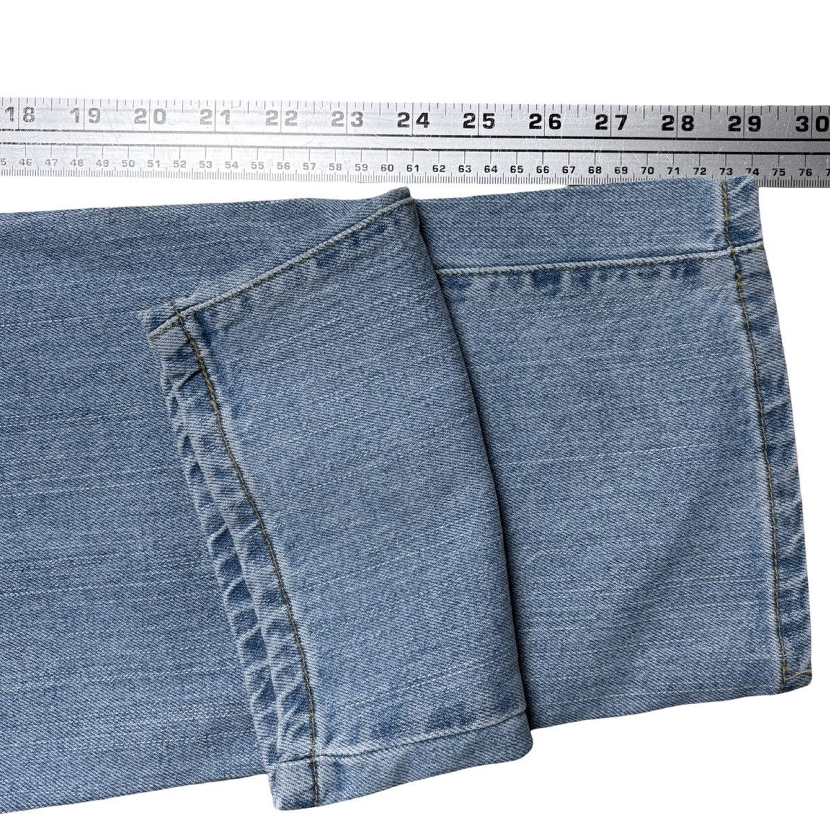 Levi's Vintage Y2K Levi's 550 Relaxed Tapered Light Wash Jeans 10 Size 32" / US 10 / IT 46 - 8 Thumbnail