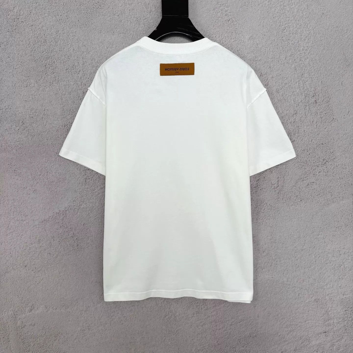 Louis Vuitton LV Rainbow Logo Print Crew SS Tee Men's White M Size US M / EU 48-50 / 2 - 2 Thumbnail