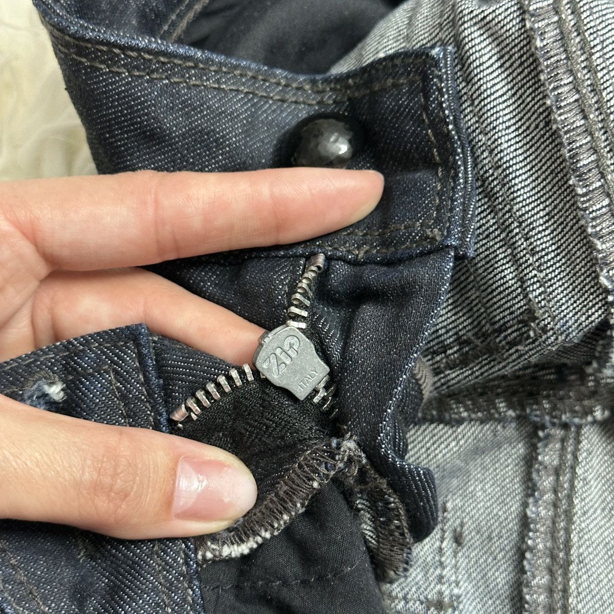 Guess Guess Premium 28 jeans vintage luxury Size 26" / US 2 / IT 38 - 10 Thumbnail