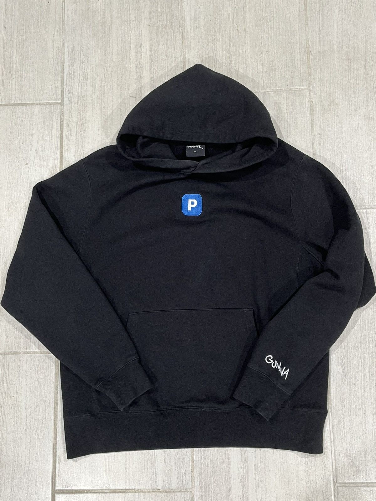 Band Tees × Rap Tees Gunna DS4EVER ‘P’ Logo Hoodie Size US XL / EU 56 / 4 - 1 Thumbnail
