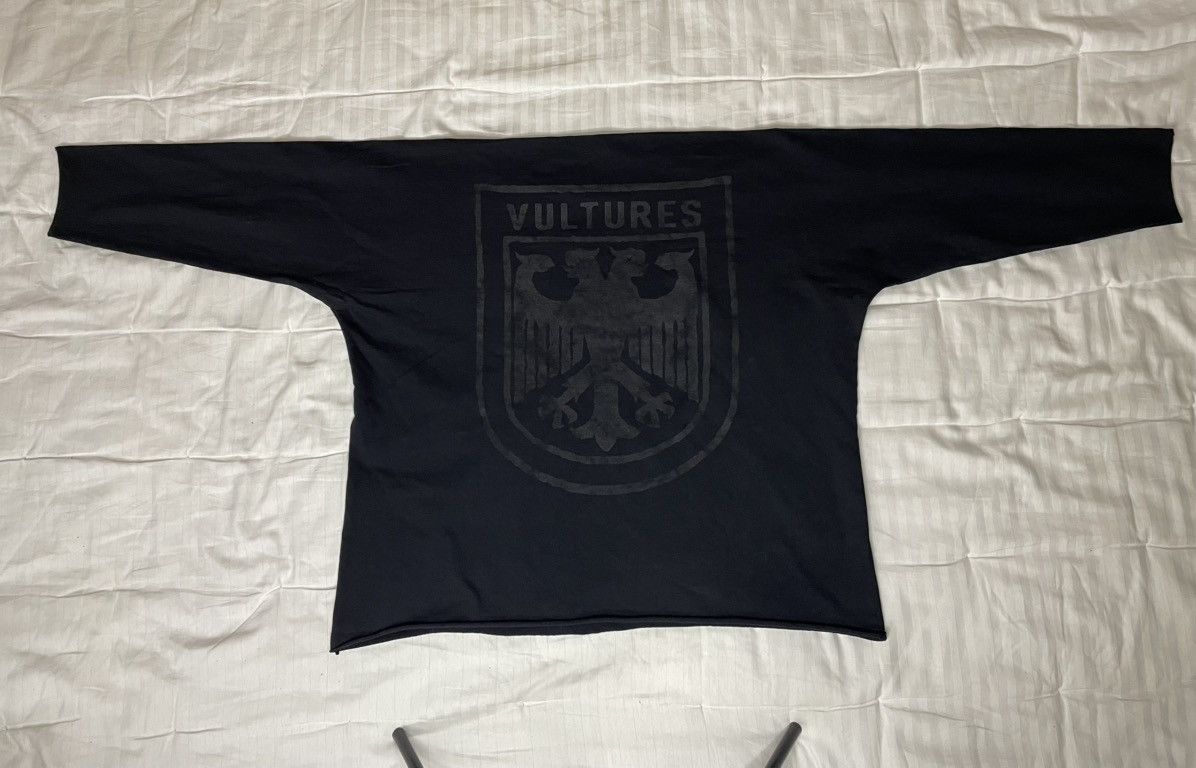 Gosha Rubchinskiy Kanye West Vultures Official Merch Grey Long Sleeve T-shirt Size US L / EU 52-54 / 3 - 3 Thumbnail