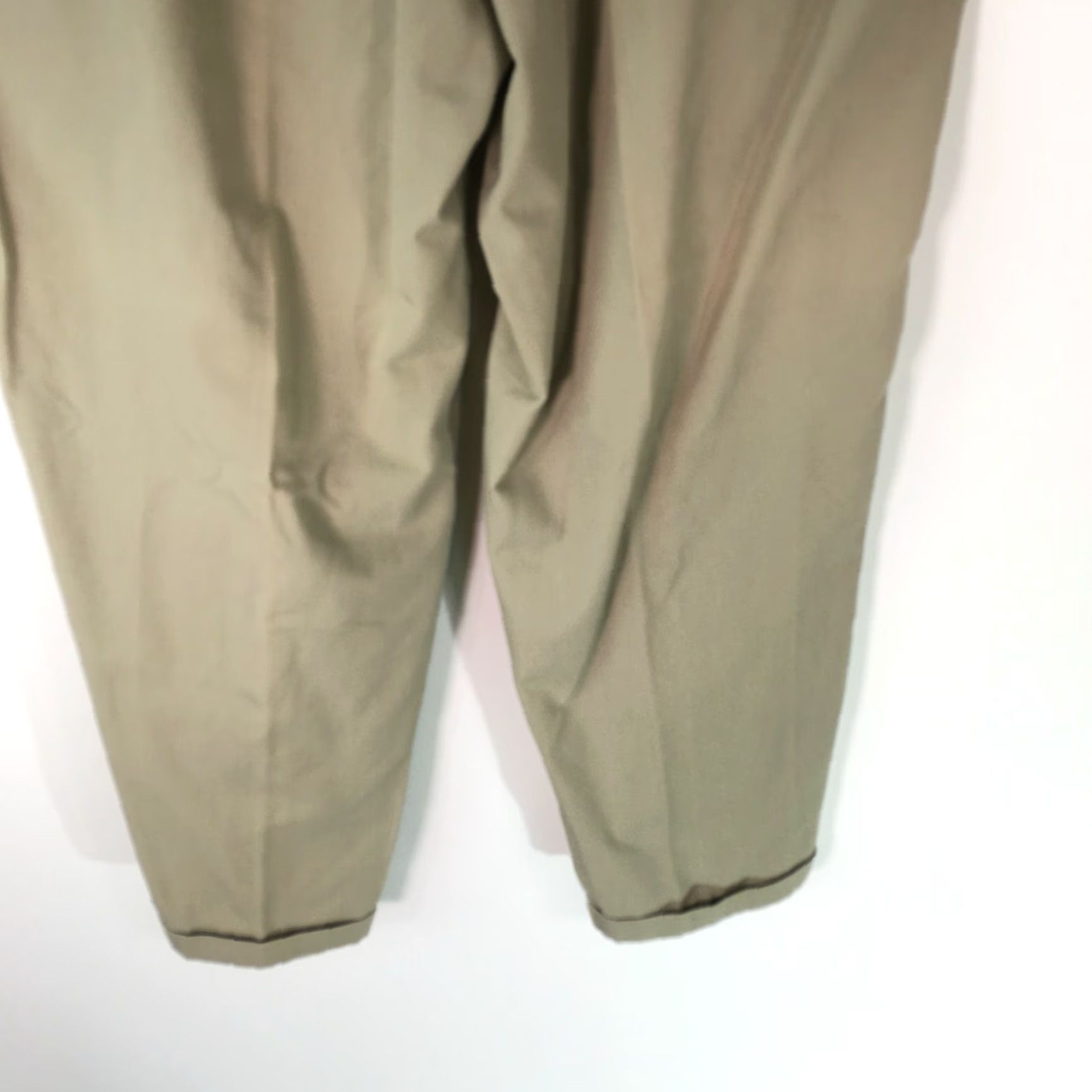 Vintage Puritan Mens Dress Pants Beige Pleated Cuffed Straight Size 44 X30 Size US 44 / EU 60 - 5 Thumbnail