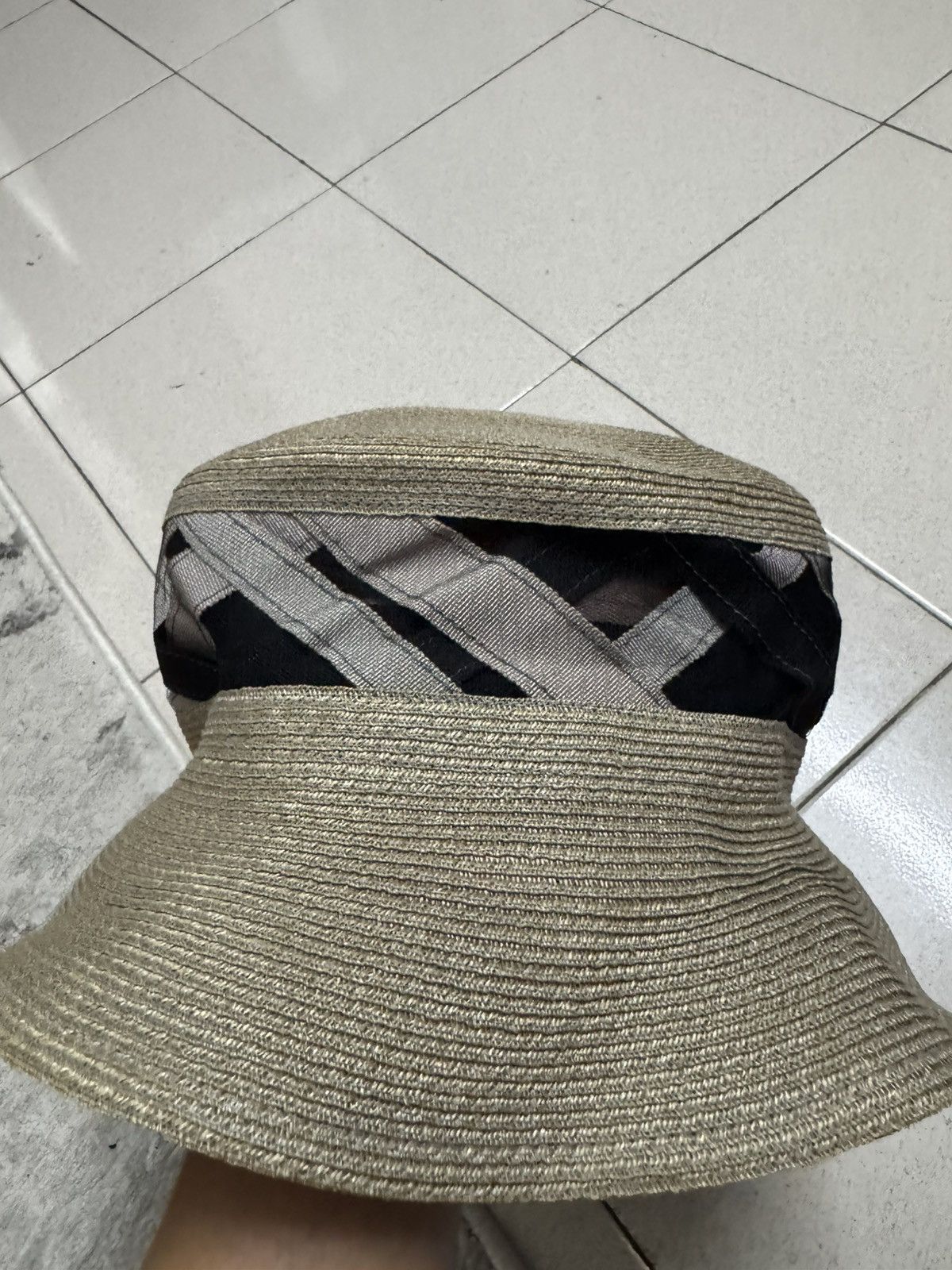 Japanese Brand AKIO HIRATA STRAW BUCKET HAT SIZE 58 Size ONE SIZE - 4 Thumbnail