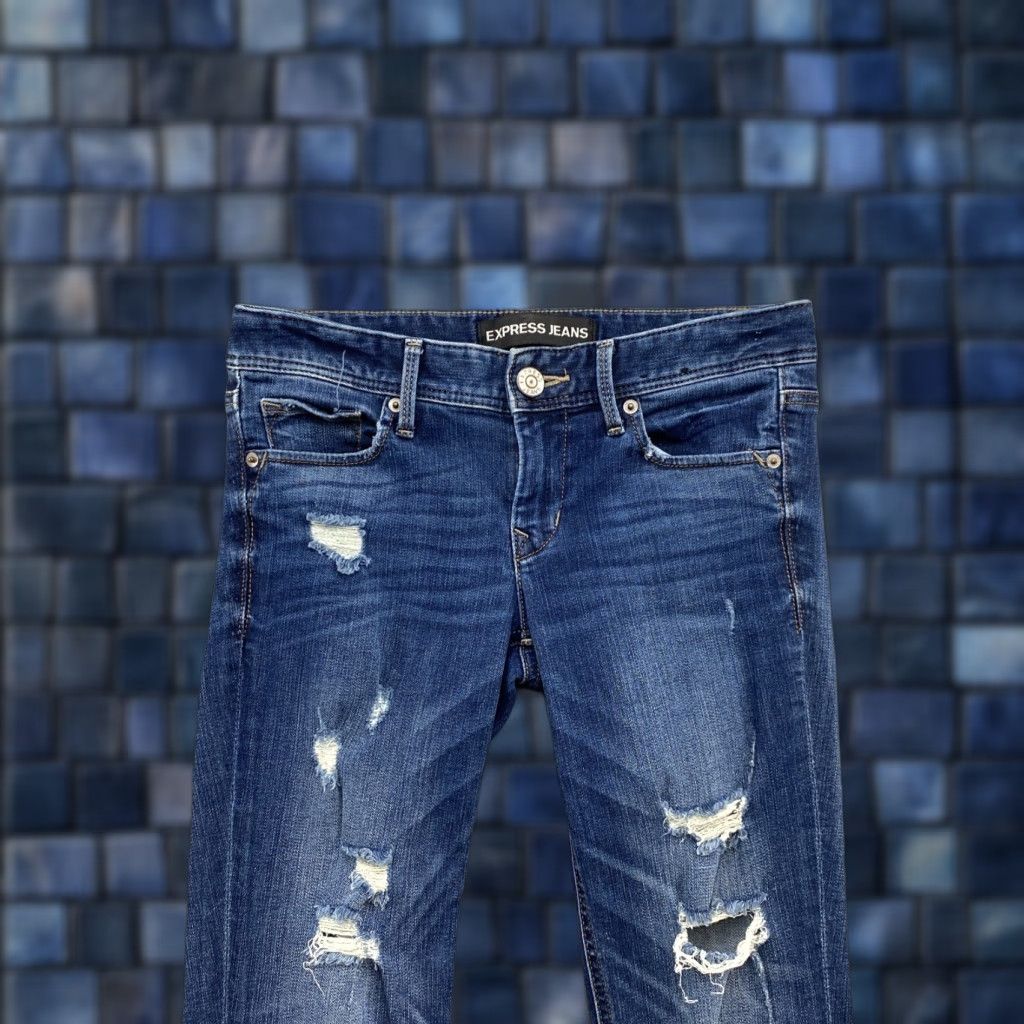 Express Express Womens Skinny Low Rise Distressed Cropped Denim Blue Jeans 0R Size Regular Violet? Size 25" / US 0 / IT 36 - 1 Thumbnail