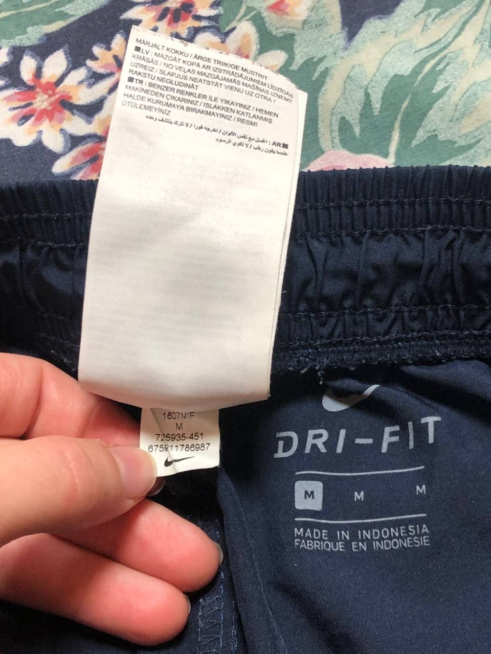 Nike Nike ENGLAND Shorts Size US 32 / EU 48 - 2 Thumbnail