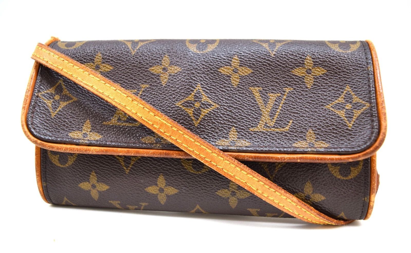 Louis Vuitton Louis Vuitton Pochette Twin PM CrossbodyBag Monogram M51854 Size ONE SIZE - 1 Thumbnail