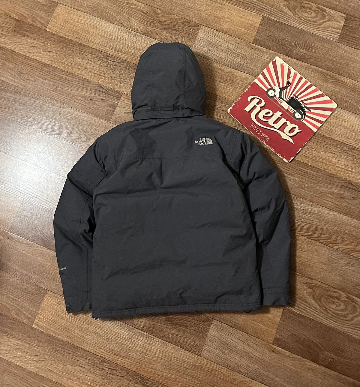 The North Face The North Face HyVent McMurdo Down Jacket Size US S / EU 44-46 / 1 - 9 Thumbnail