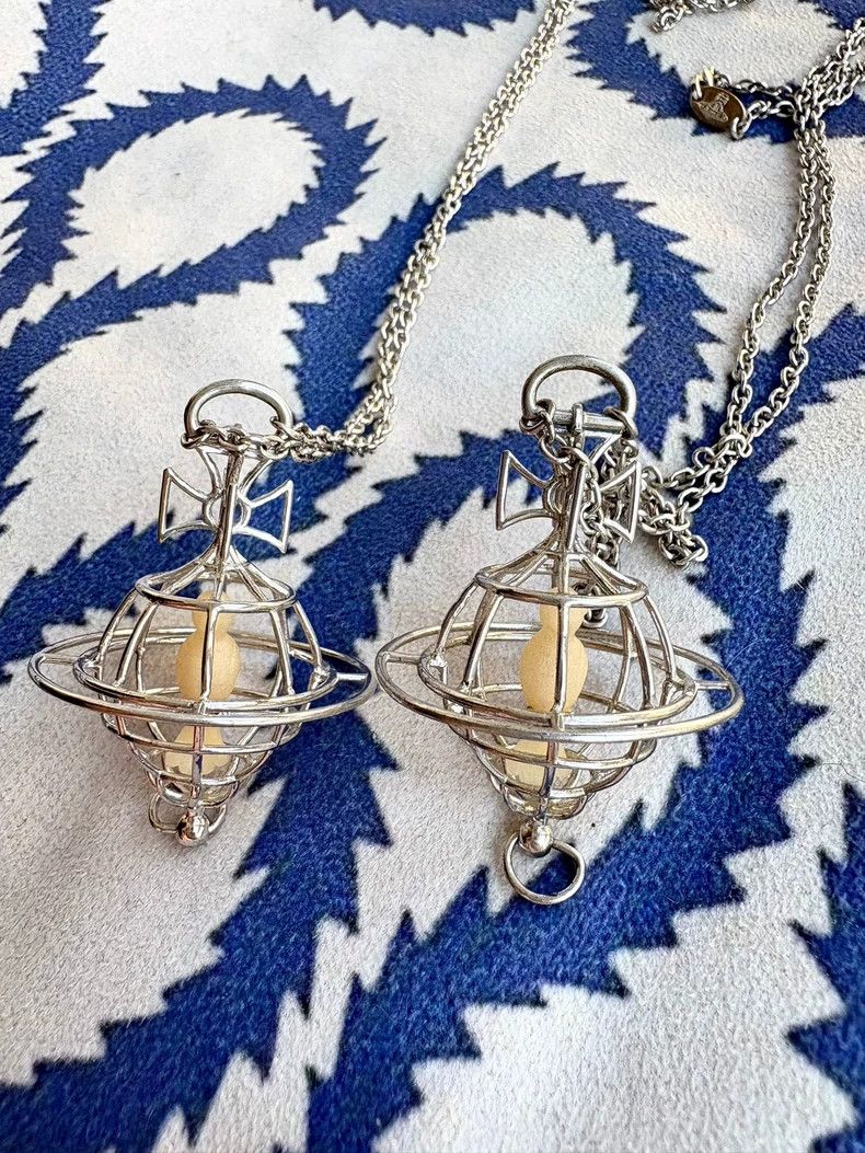 Vivienne Westwood Vivienne Westwood Birdcage Orb Earth Planet Necklace Size ONE SIZE - 2 Thumbnail