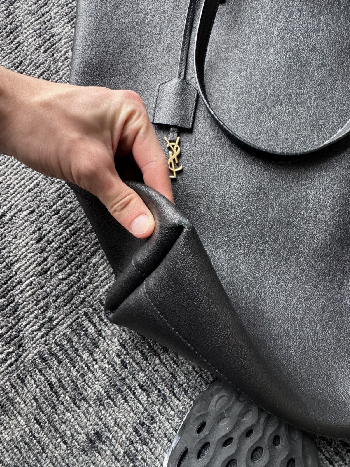 Saint Laurent Paris Saint Laurent tote bag black leather Size ONE SIZE - 9 Thumbnail